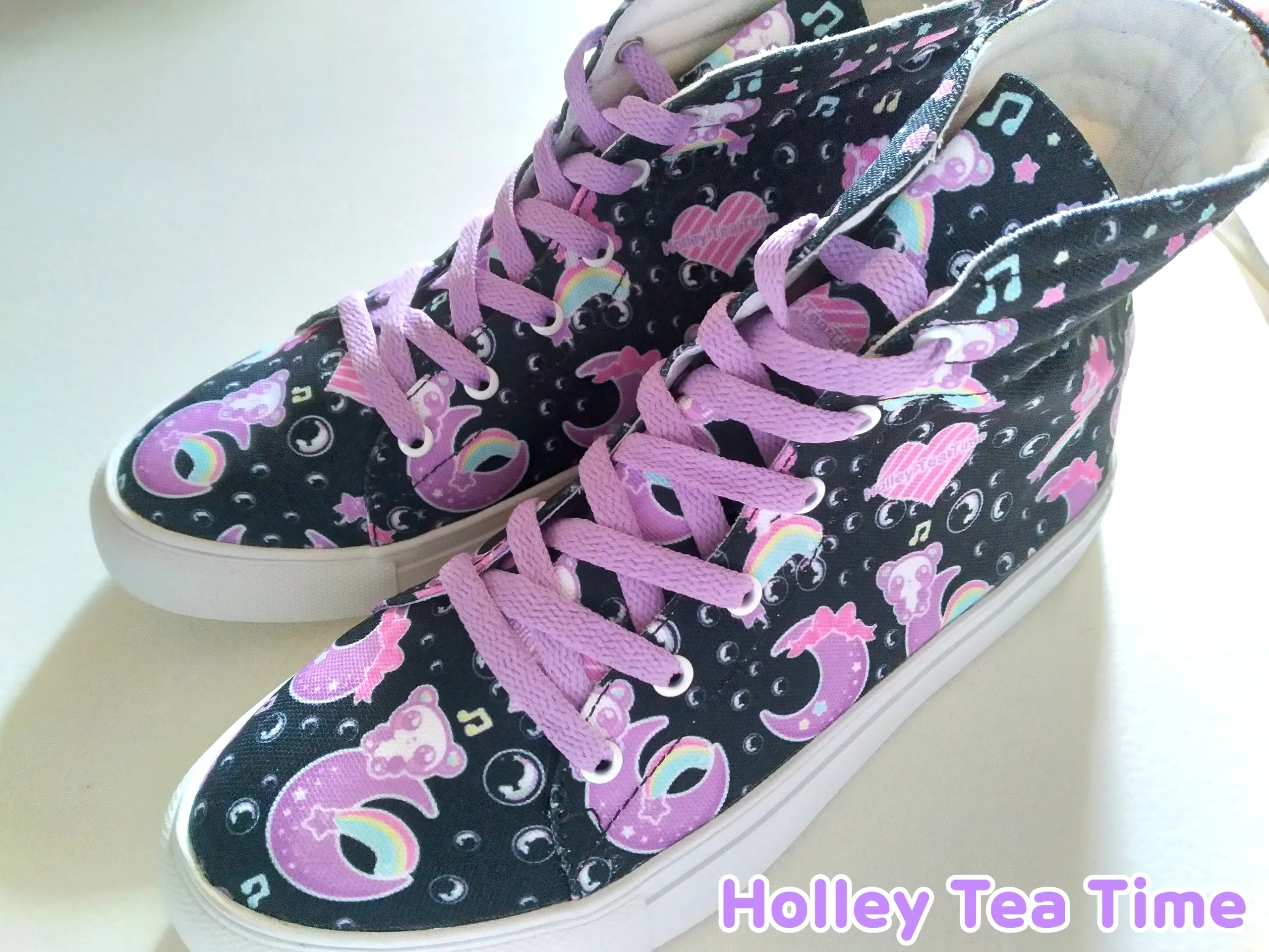 Bubbly Dreams Black WOMEN'S HI-TOP SNEAKERS [made to order]