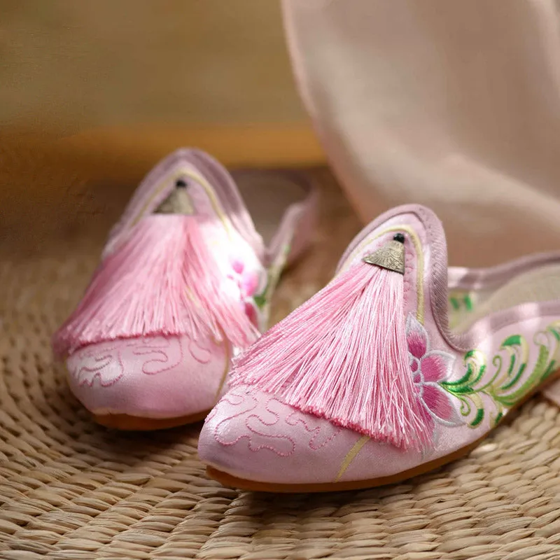 Chinese Style Pink Embroidered Shoes Slippers for Women