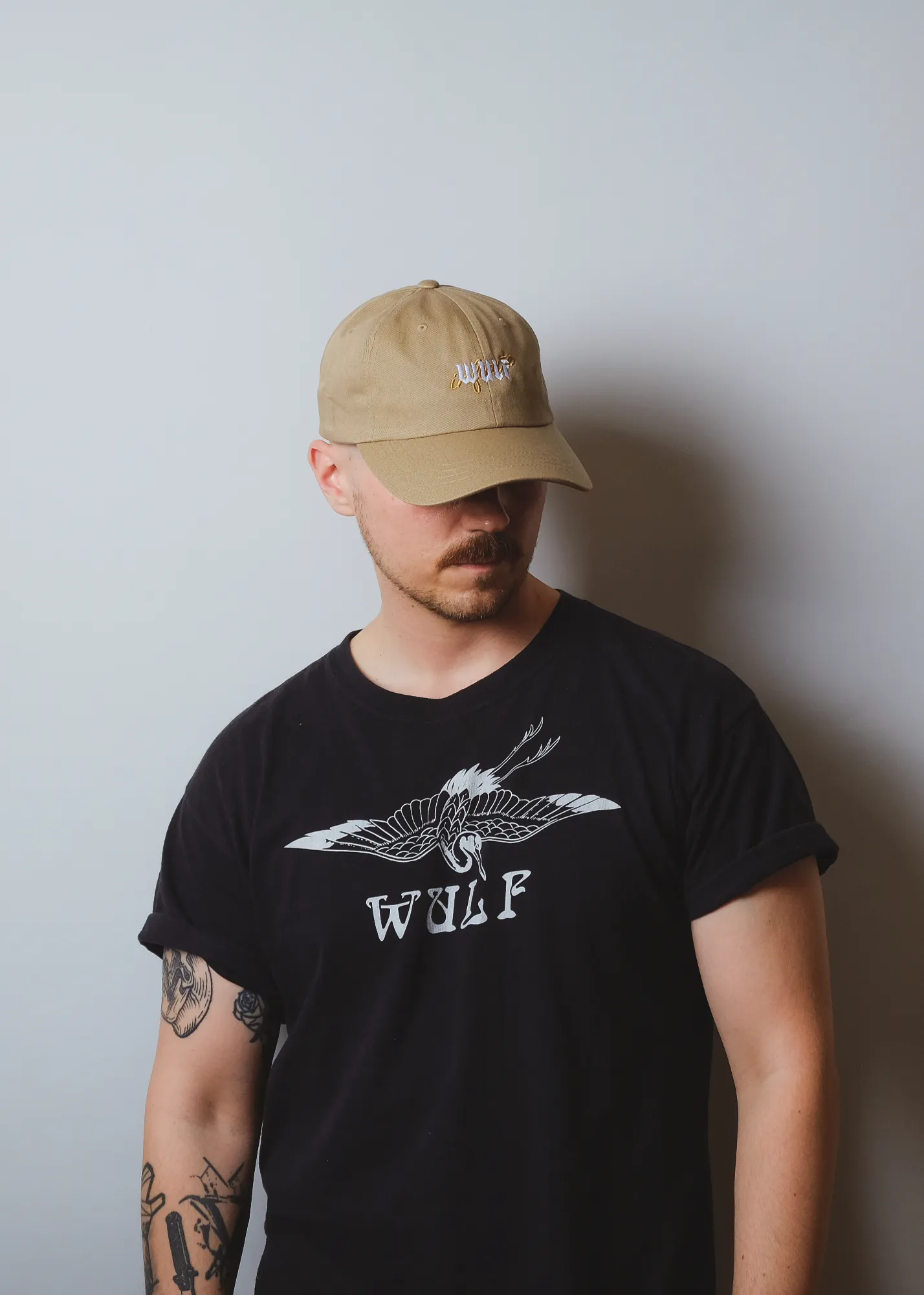 Infinite Wulf Cap Khaki & Gold