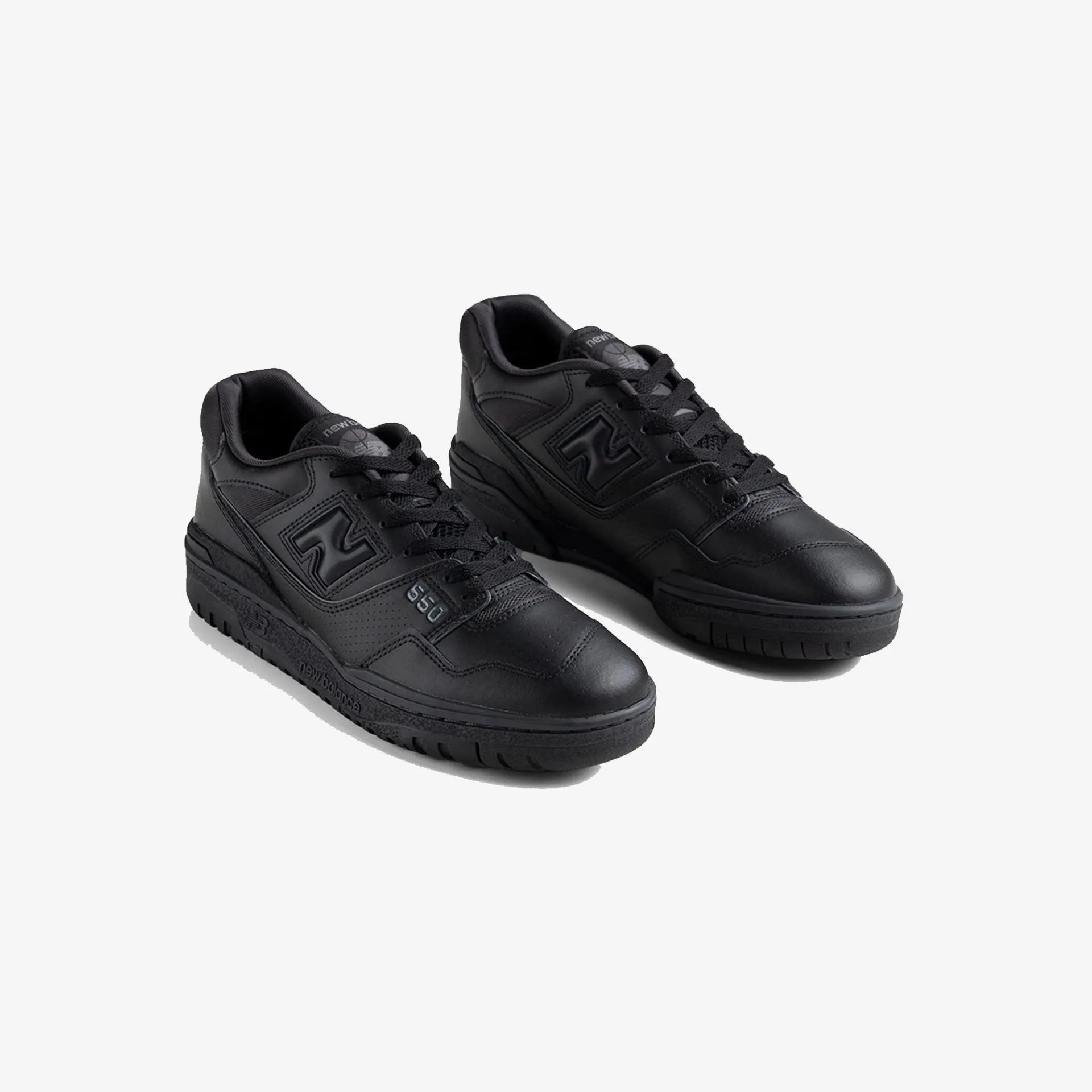 New Balance | 550  { BLACK