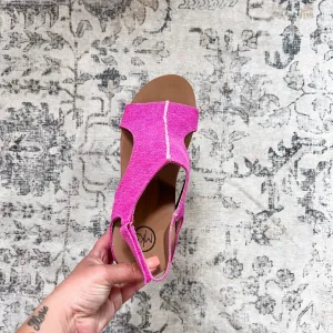 "Melissa" Canvas Wedge Sandal (Fuchsia)