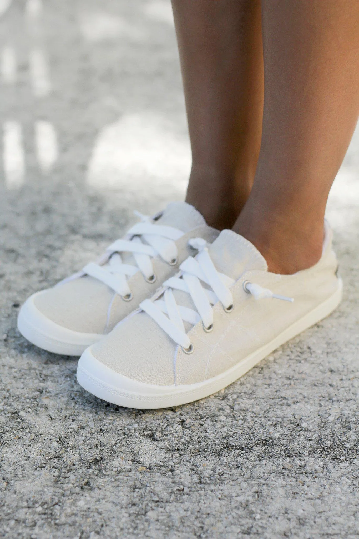 Rae Cream Sneakers