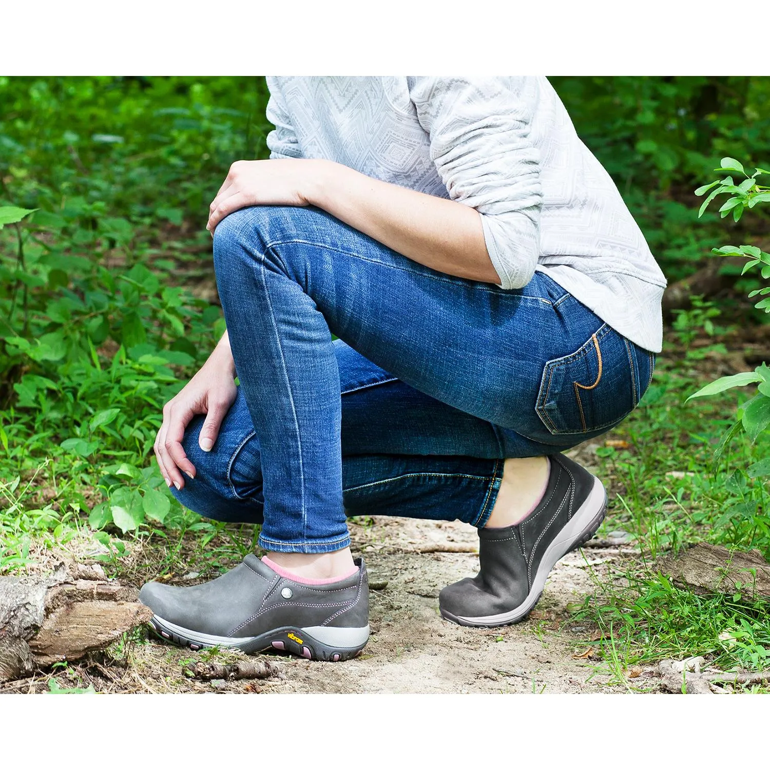 Women's Dansko Patti Black Milled Nubuck