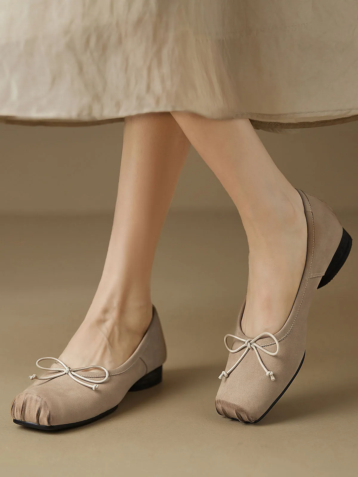 Women's Solid Color Square Toe Leather Ballerina