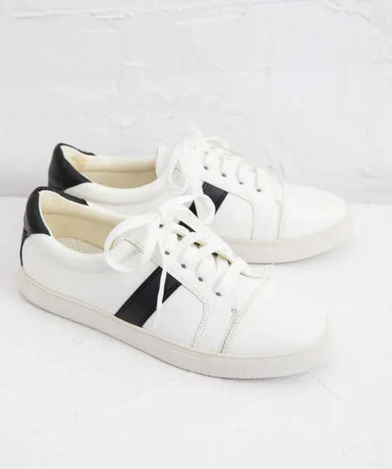 Zora Stripe Sneaker